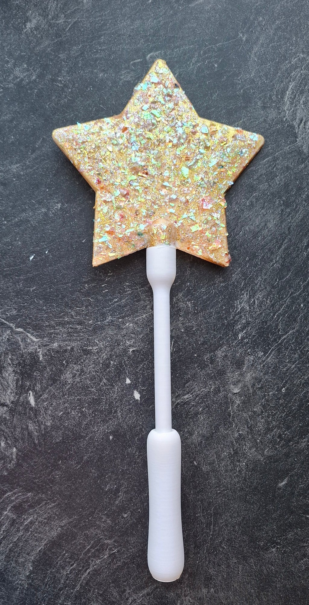 The "Magical Girl of Finance" payment wand