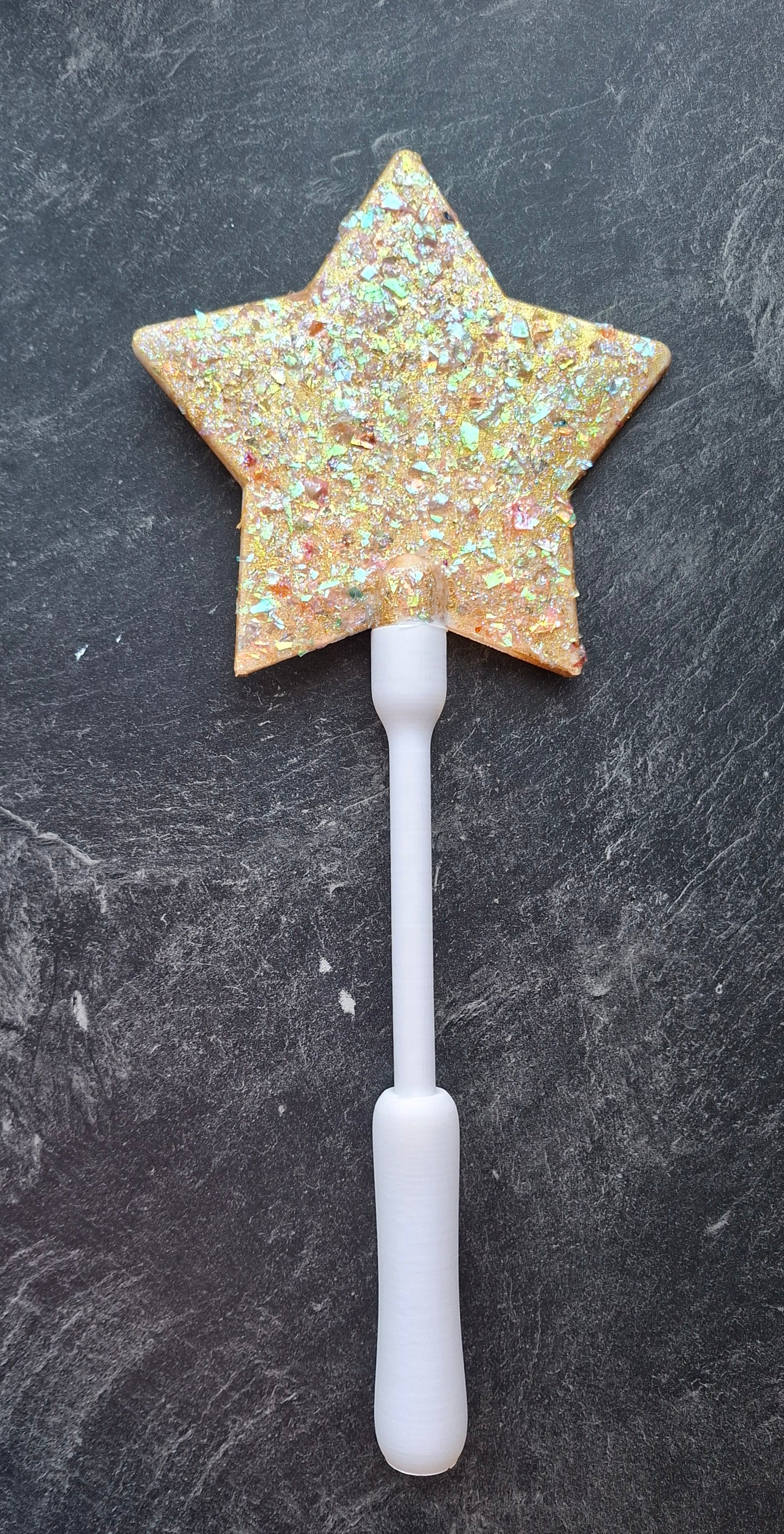 The "Magical Girl of Finance" payment wand