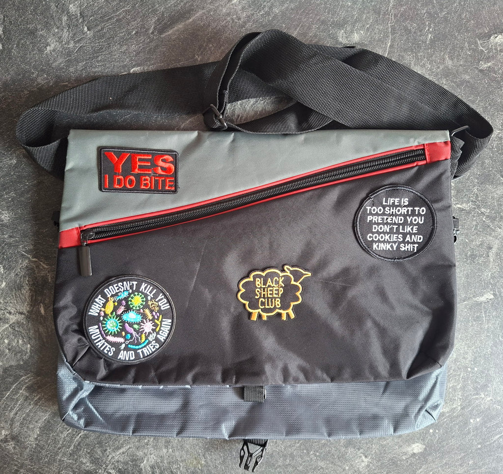 The "overly honest" messenger bag