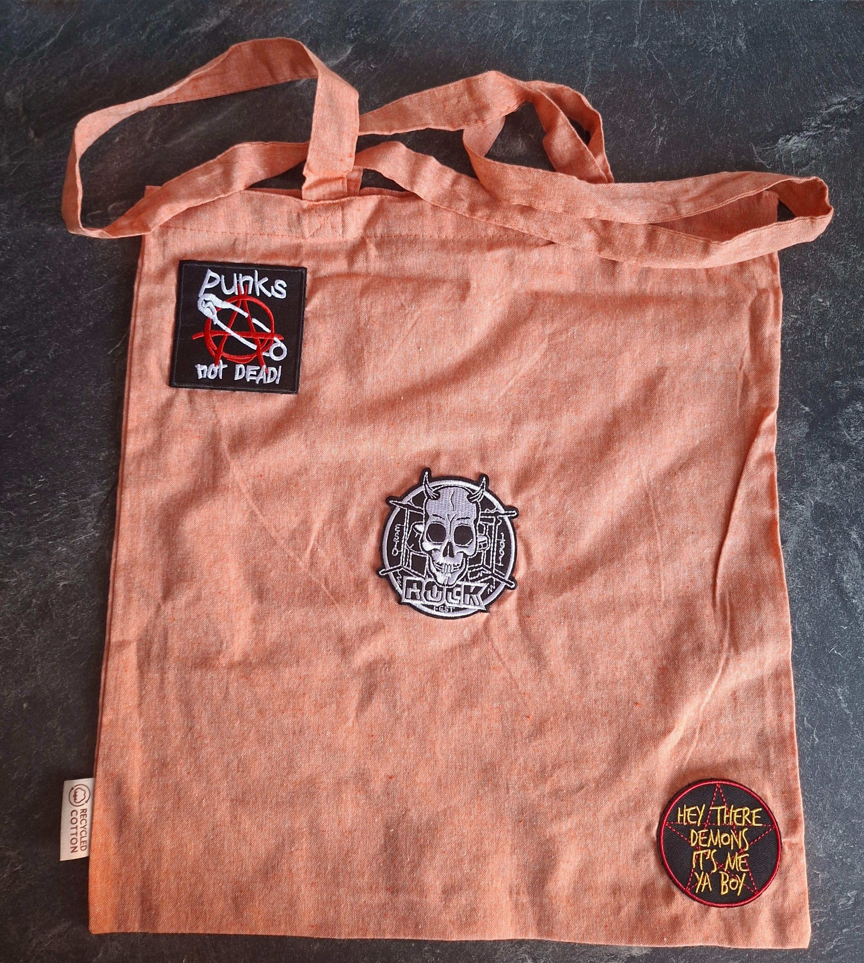 The 'Pack Light. Live Loud.' tote