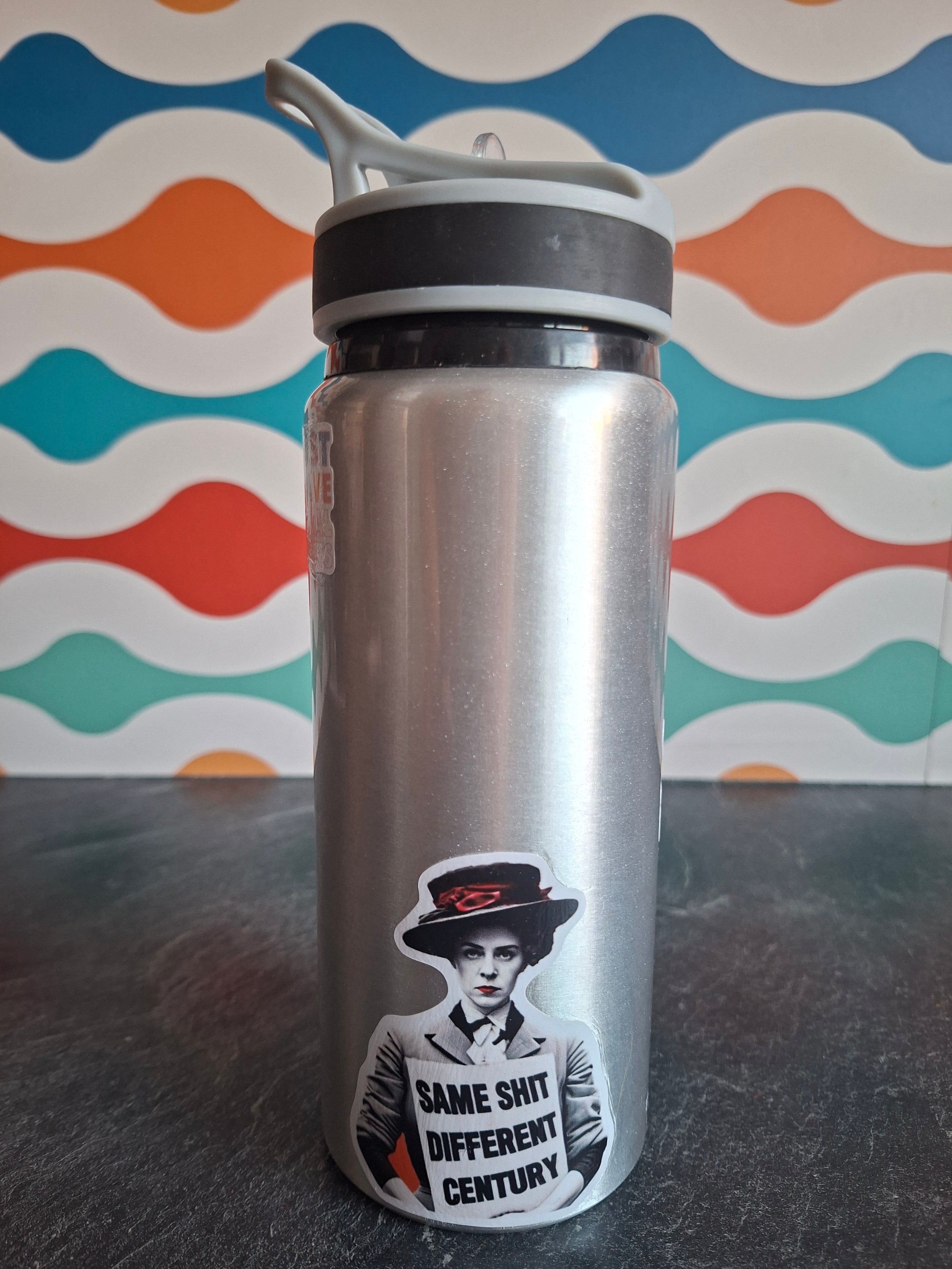 The 'Feminist Rage' water bottle 680 ml